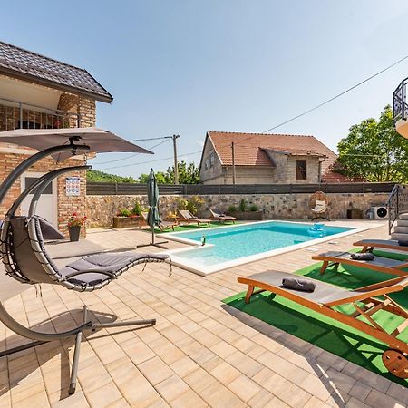 Apartman Toni Gračac Zewnętrze zdjęcie