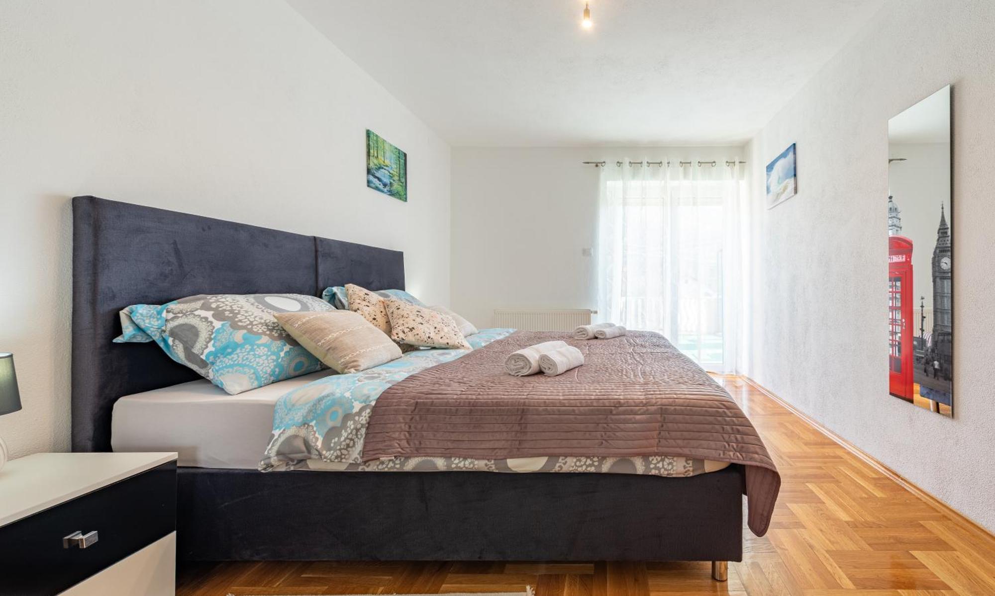 Apartman Toni Gračac Zewnętrze zdjęcie