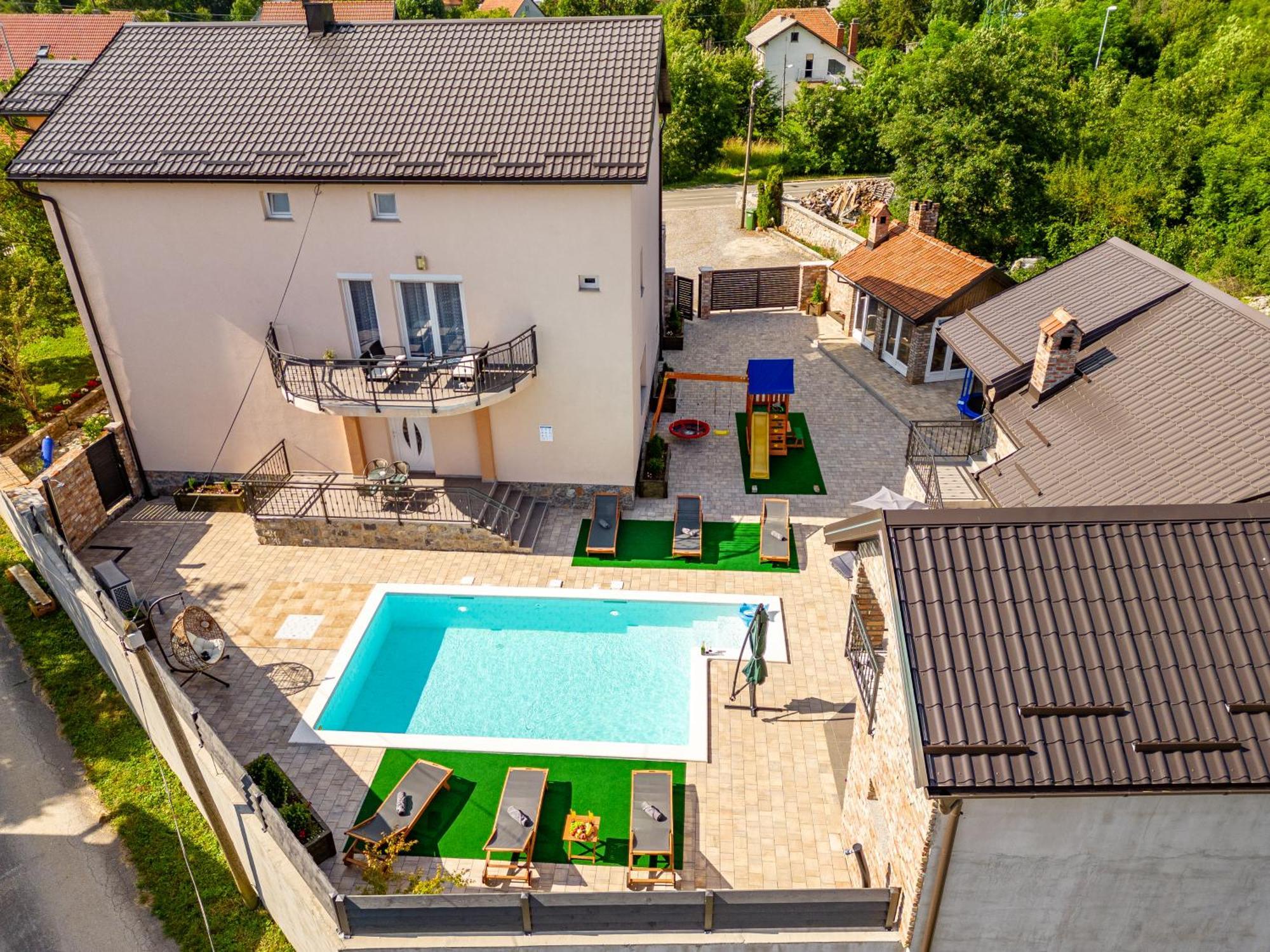 Apartman Toni Gračac Zewnętrze zdjęcie
